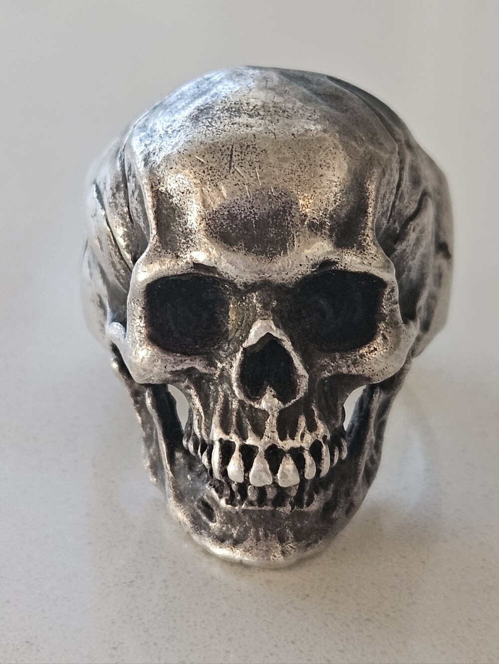 Massive Mens Vintage 925 Sterling Silver Skull Biker Ring Size 13.5